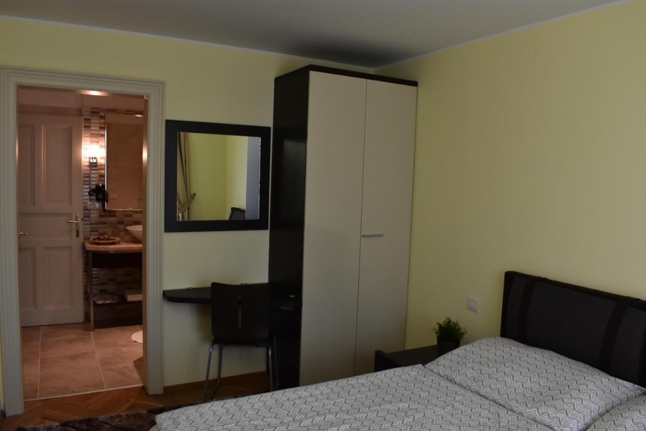 פראג Apartment Vikroria - Halkova 5 מראה חיצוני תמונה