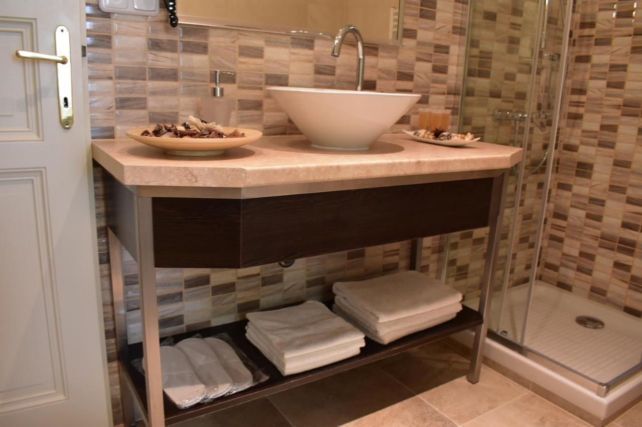 פראג Apartment Vikroria - Halkova 5 מראה חיצוני תמונה